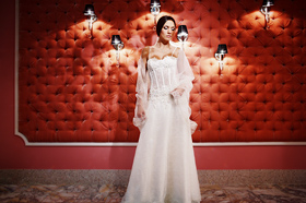 �������